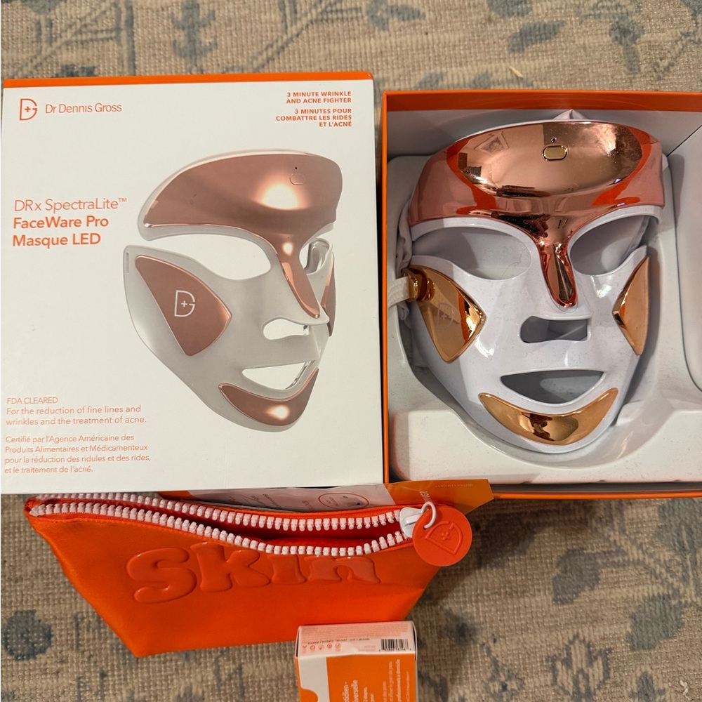 LED Facial Mask – White and Rose Gold Skincare Device - Picture 3 of 5